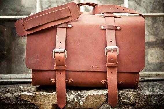 Vendor Pengrajin Kulit Andynapit (agenda,ID card,belt,bag,wallet,lanyard,etc) Bandung