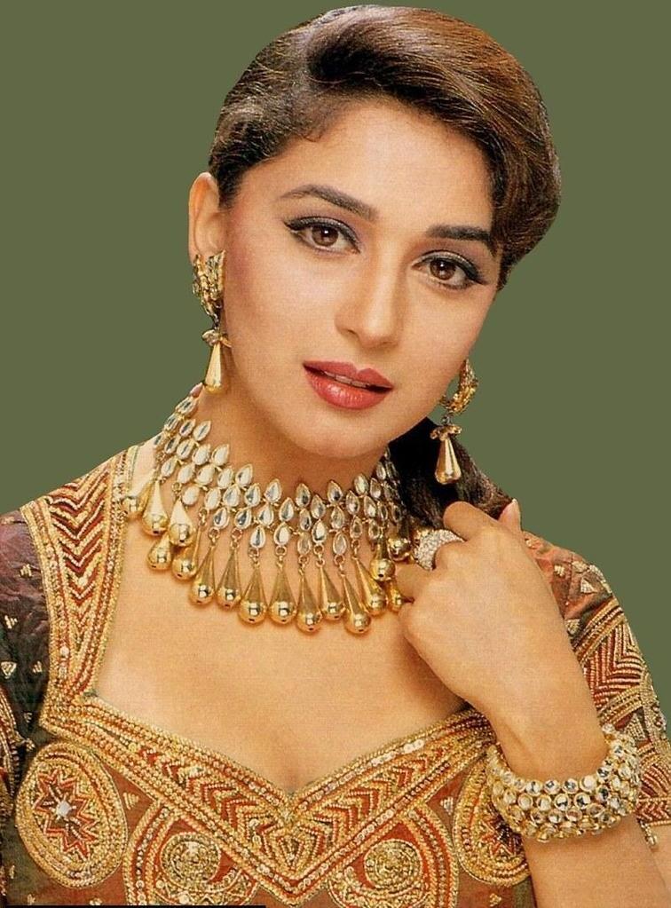 Bintang Bollywood Tahun 90' an,skarang udh pd tua ya,(Nostalgila dkit gan,,,)