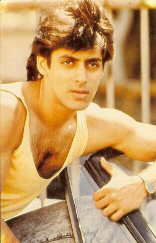 Bintang Bollywood Tahun 90' an,skarang udh pd tua ya,(Nostalgila dkit gan,,,)