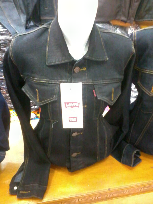 Terjual Jaket  jeans levis  cewe KASKUS