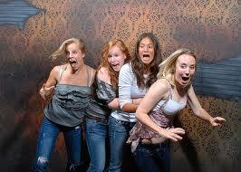 kocak,ekspresi orang bule ngeliat setan &#91;The Nightmares Fear Factory&#93;