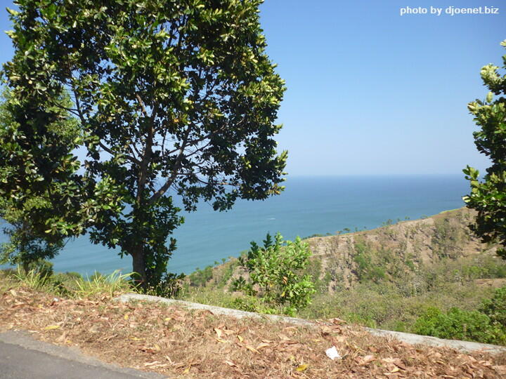 Pantai Menganti Kebumen - New Zealand nya Indonesia :D