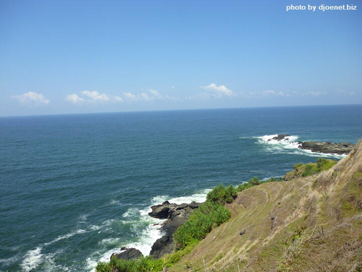 Pantai Menganti Kebumen - New Zealand nya Indonesia :D