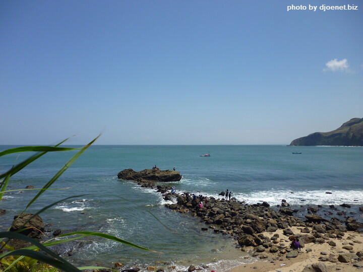 Pantai Menganti Kebumen - New Zealand nya Indonesia :D