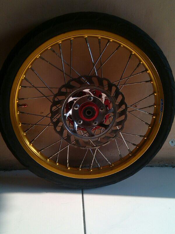 Cari VELG JARI-JARI For CBR 150R / CBR old PNP (warna gold 