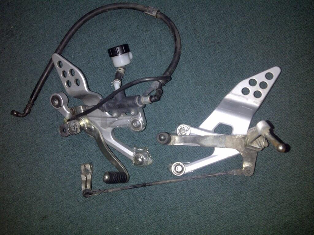 Terjual Footstep Ori YZF R125 Buat Modif Vixion KASKUS