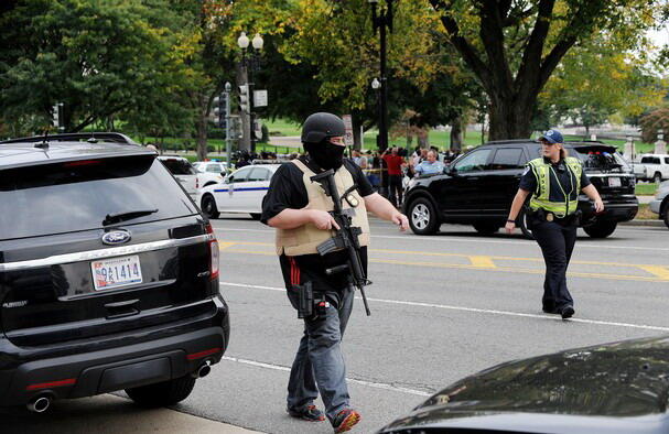 Foto - Foto Setelah Peristiwa Penembakan di Capitol Hill