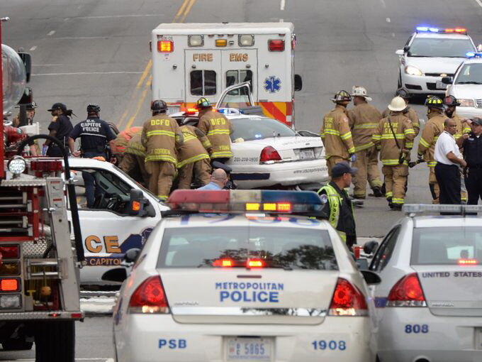 Foto - Foto Setelah Peristiwa Penembakan di Capitol Hill