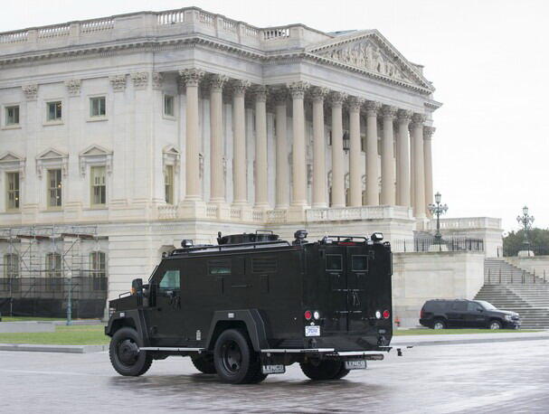 Foto - Foto Setelah Peristiwa Penembakan di Capitol Hill