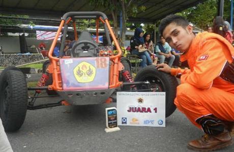 Inilah Mobil Listrik Hasil Karya Mahasiswa Teknik Mesin Unpas