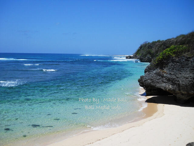 Menikmati Indahnya Pantai Selatan Pulau Dewata Bali 