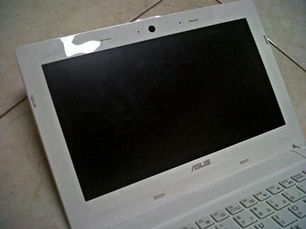 asus eepc Mee Goo White X101H