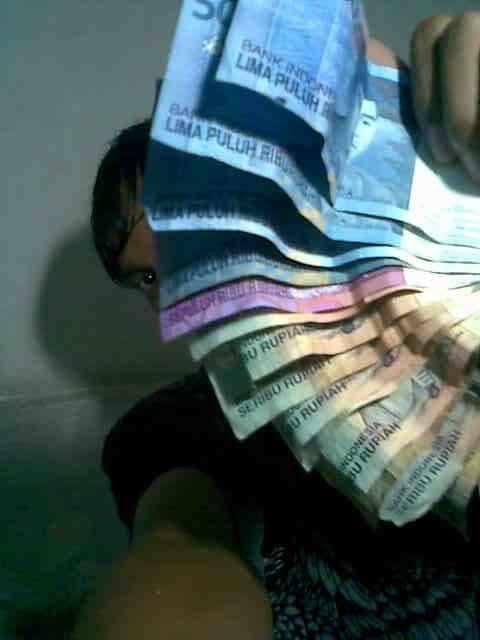 Milyuner Muda dan Artis Pendatang Baru Mencari Pendamping Hidup