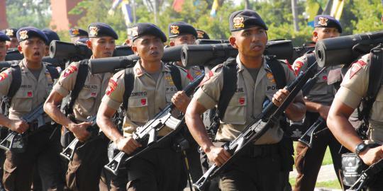 Makna miring baret TNI dengan POLRI...