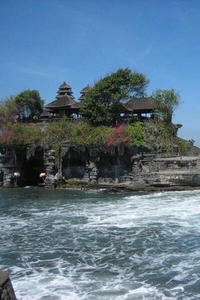 10 Landmark Klasik yang Identik dengan Indonesia &#91;+Pict&#93;