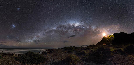 Foto Bima Sakti Jawara Kontes Fotografi Astronomi