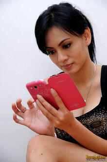 Share Yeyen Lidya (BB17++)