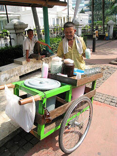 Asal Usul Cendol sampai jadi minuman terlezat di dunia.