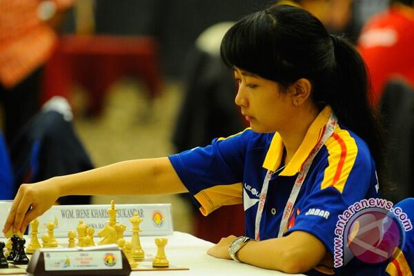 &#91;FOTO&#93;Irene Kharisma,Calon Grand Master Catur Muda Dari Indonesia