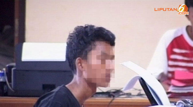 Penyiram Air Keras akhirnya tertangkap!! hukum rajam dahh!! biar mati sekalian!!!!