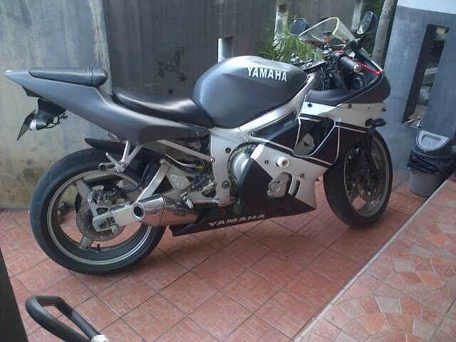 Yamaha R 6 2003