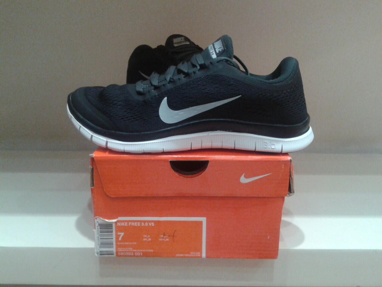 Terjual Sepatu  Running  Nike Free 4 5 ORIGINAL KASKUS 