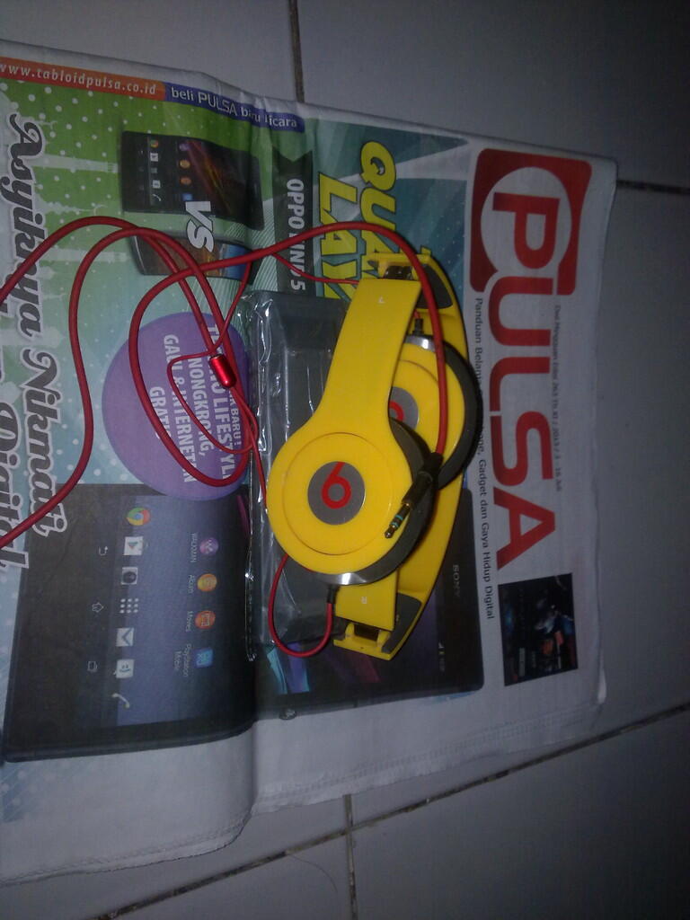 HANDFREE DR DRE KUNING