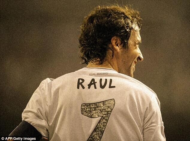 Jersey Madrid SANTIAGO BERNABEU THROPY 2013 - Raul Tribute Jersey 2013