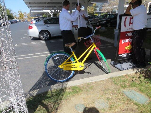 Jalan-jalan di Kantor Google yang Luas &amp; Nyaman