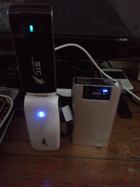 NEW!!! Mini Portabel Projector H80 ( VGA - HDMI - RCA )