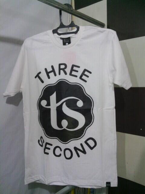 GROSIR & ECER KAOS DISTRO & KAOS SURFING MURAH