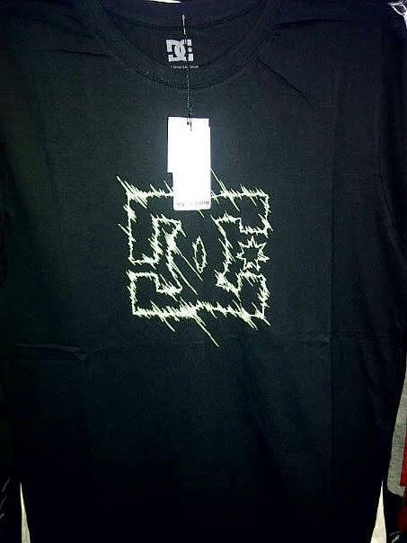 Kaos (Grade ORI) DC VANS HURLEY RIPCULR QUICKSILVER SUPREME