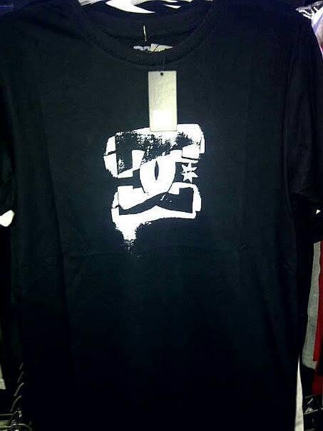 Kaos (Grade ORI) DC VANS HURLEY RIPCULR QUICKSILVER SUPREME