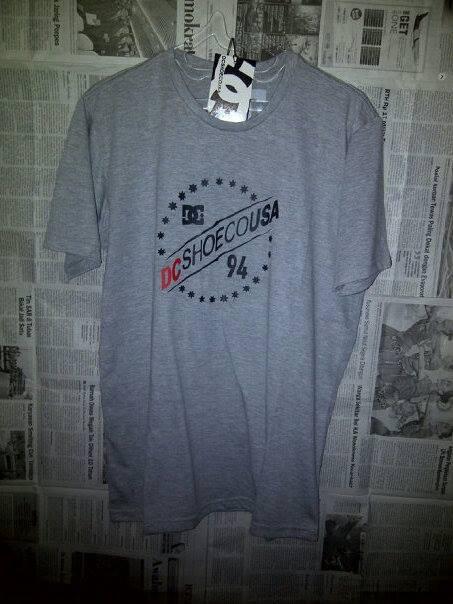 Kaos (Grade ORI) DC VANS HURLEY RIPCULR QUICKSILVER SUPREME