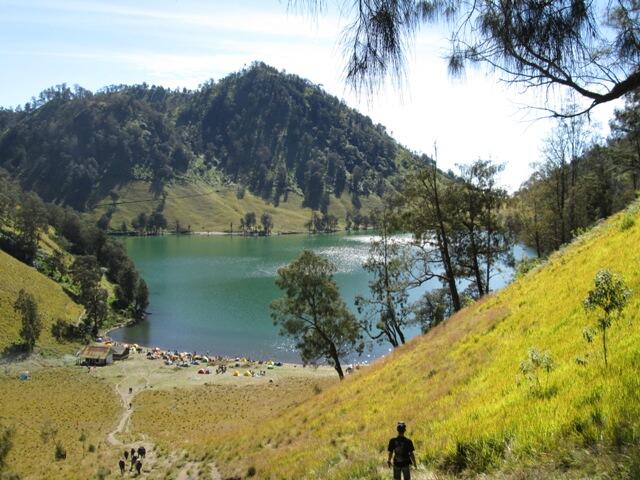 Wisata Asik BROMO - RANUKUMBOLO