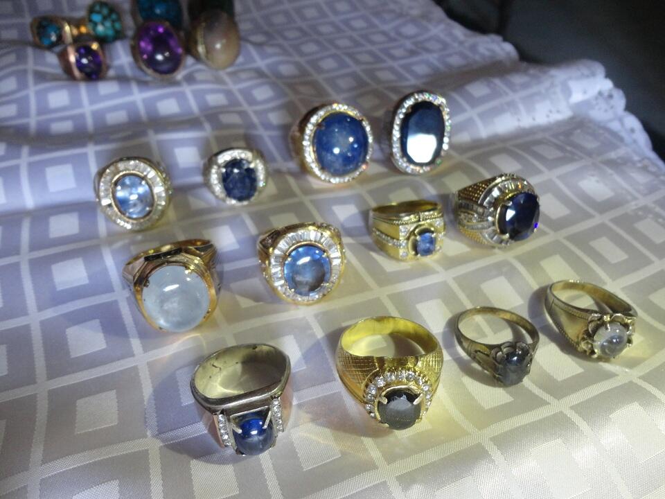 Terjual PUSAT Cincin Batu Mulia dan Permata (Sapphire 