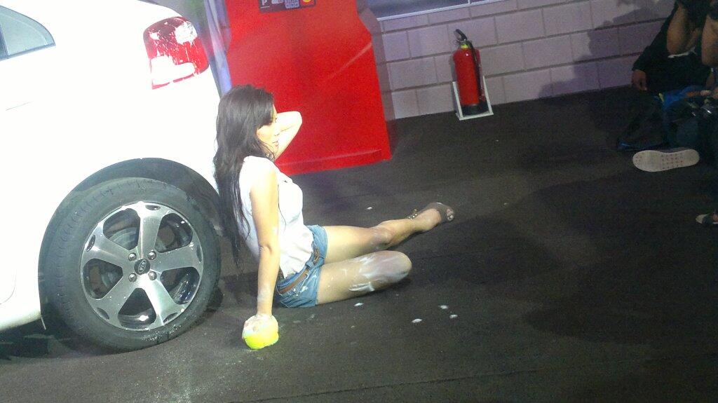 &#91;PICS&#93; Sandra Cherie - Sexy Car Wash - IIMS 2013