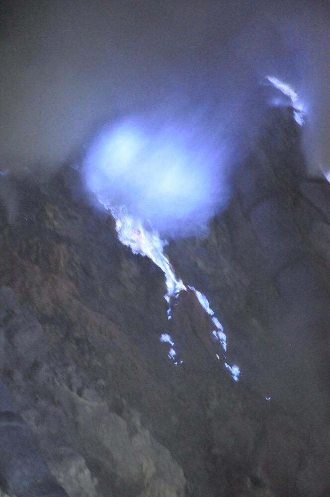 pesona kawah Ijen Banyuwangi