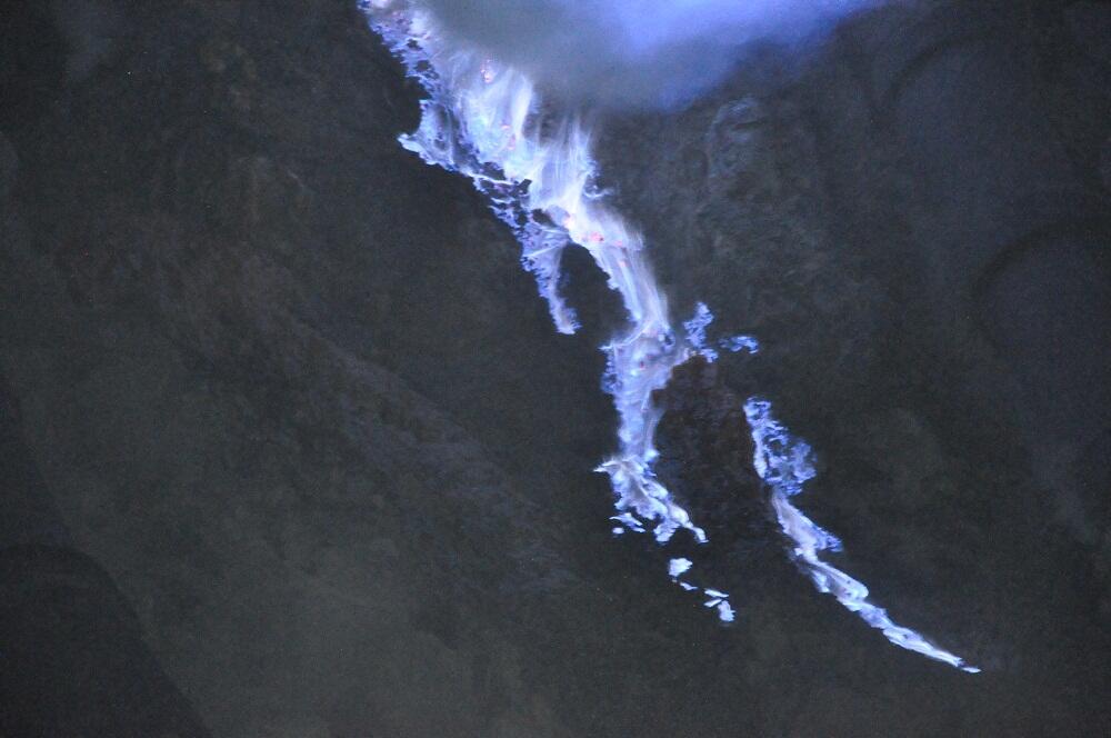 pesona kawah Ijen Banyuwangi