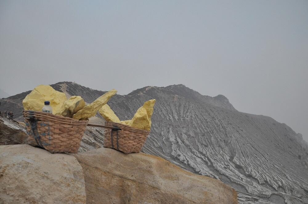 pesona kawah Ijen Banyuwangi