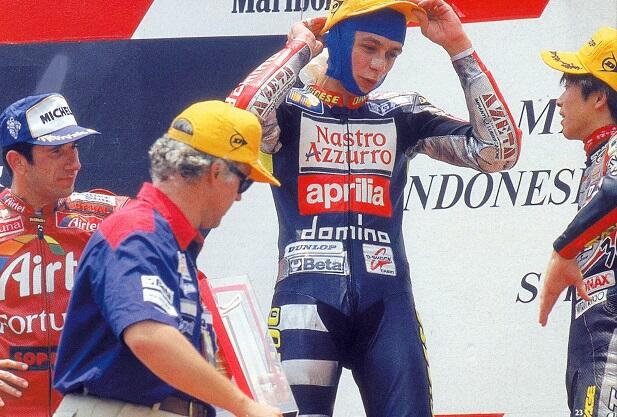 Memorabilia Deretan Kemenangan VALENTINO ROSSI #46 Selama Karirnya di MOTOGP