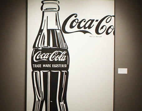 Lukisan Coca-Cola Andy Warhol Dilelang 692 Miliar Rupiah