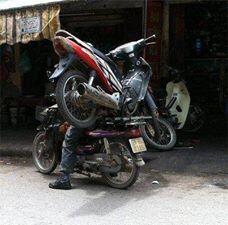 kendaraan roda dua &#91;pict.google&#93; lucu