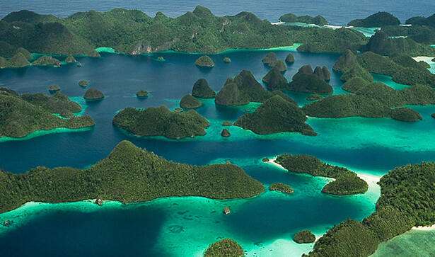 SIMPAN TIKET LUAR NEGERIMU, AYO KE RAJA AMPAT !!