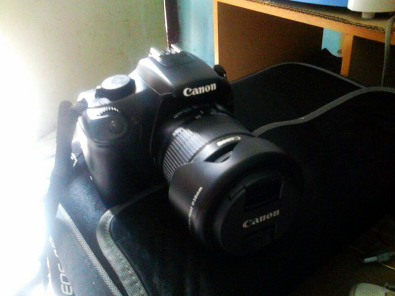 canon eos 1100d