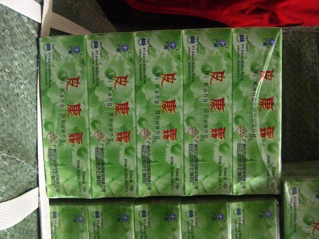 Pi Kang Shuang, Salep Hijau Original Dengan Khasiat Ampuh Buat Penyakit Kulit