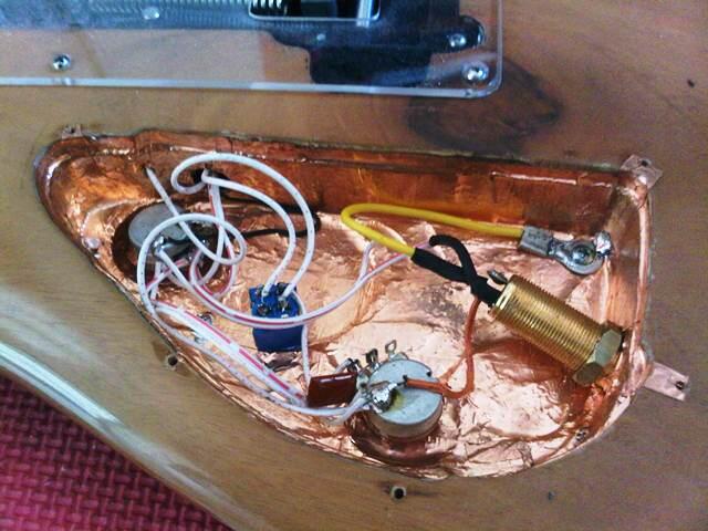 Jual -*TERIMA SERVICE,SETUP & UPGRADE* GITAR/BASS Elektrik 