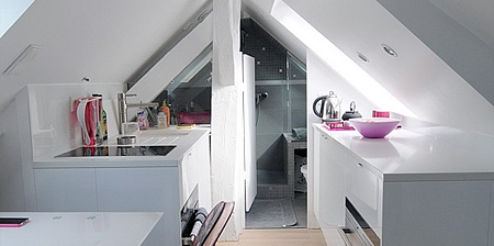 Tiny Appartement in Paris - Kamar Loteng di Salah Satu Bangunan Kota Paris