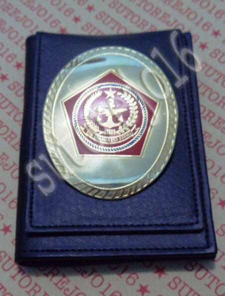 kalung dan dompet pengenal kta (TNI-POLRI)