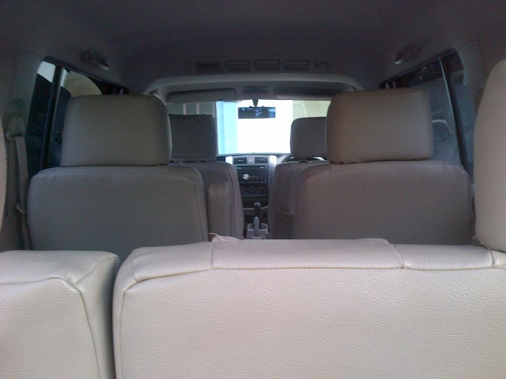 Suzuki APV SGX 2011 silver